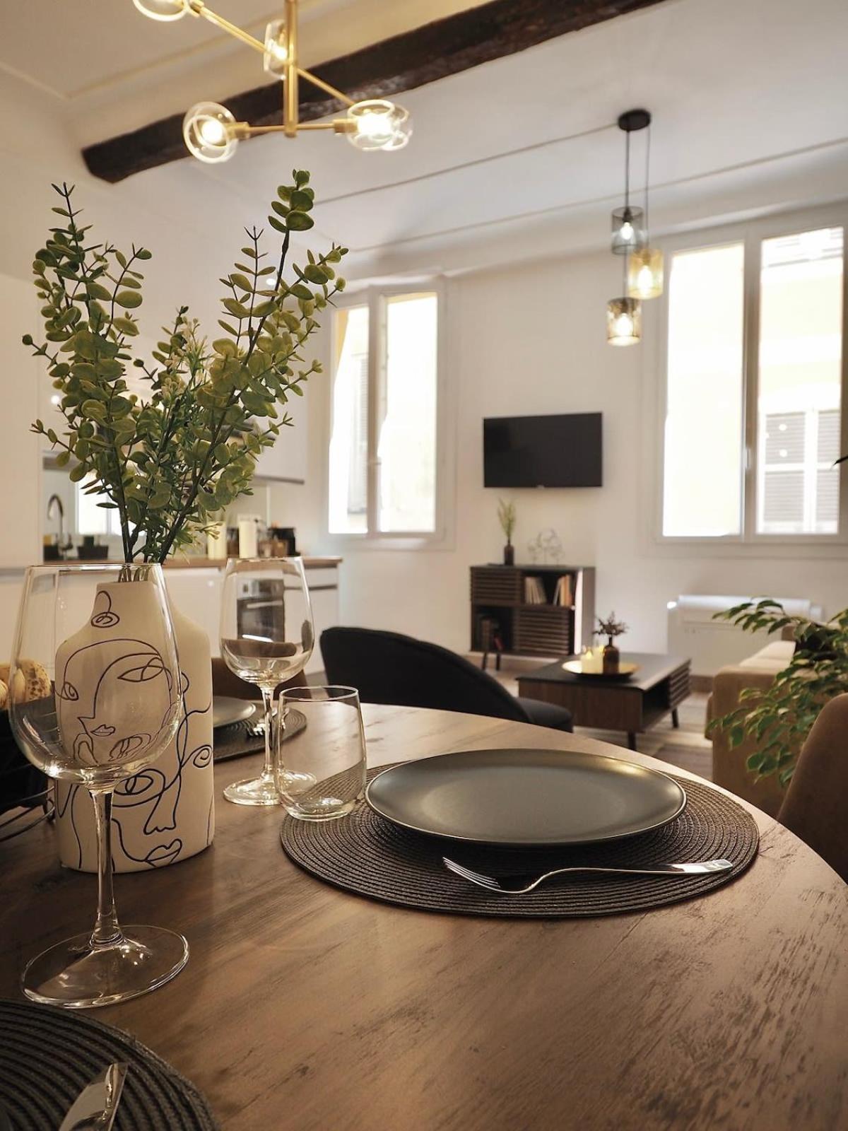 06R - Nice Modern Apartment - Vieux Nice Luaran gambar