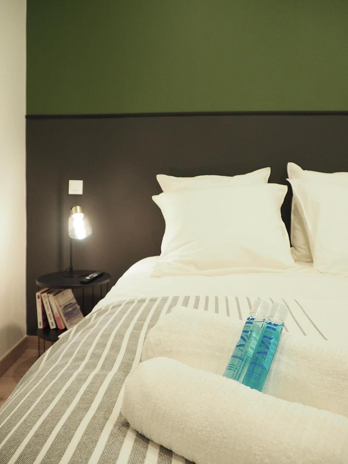 06R - Nice Modern Apartment - Vieux Nice Luaran gambar
