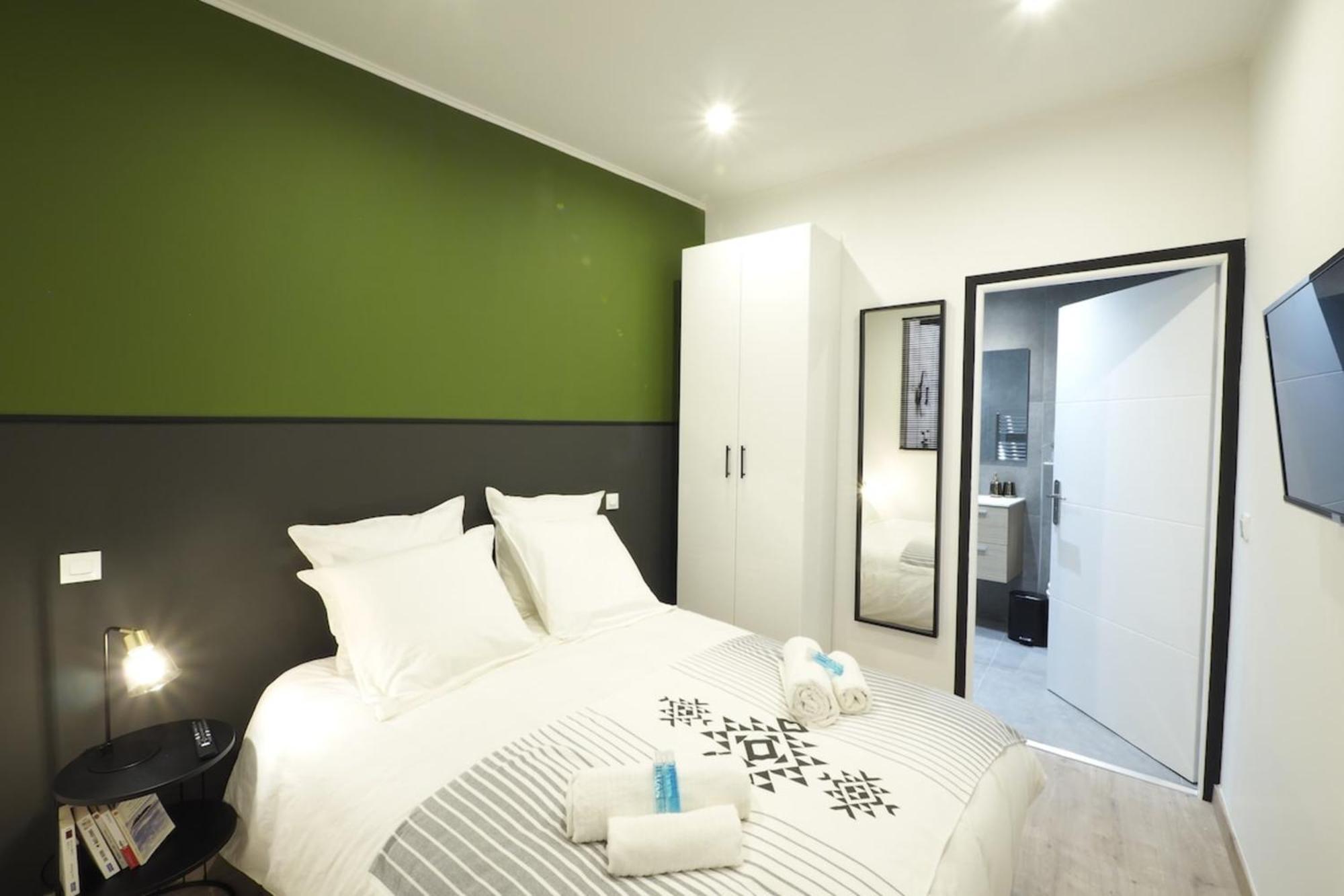 06R - Nice Modern Apartment - Vieux Nice Luaran gambar